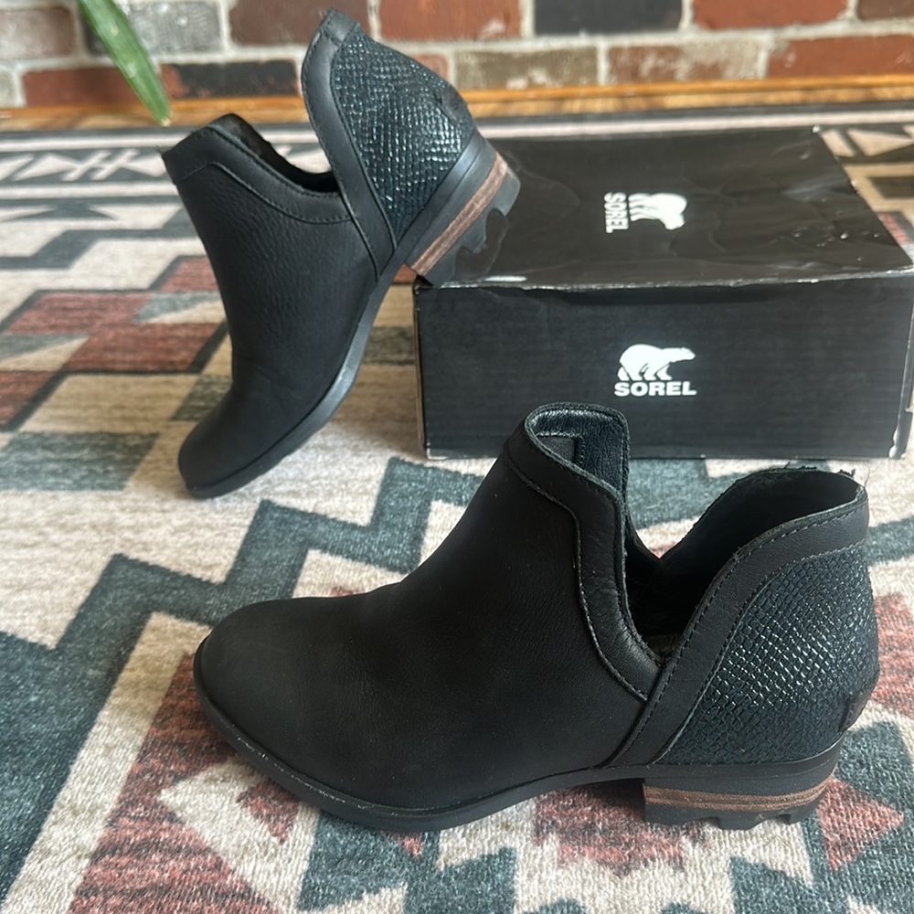 Sorel Lolla Cut out shoe size 7.5